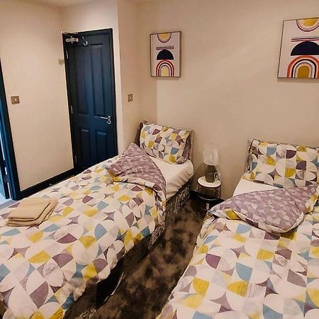Green Lantern, Private En-Suite Double Bedroom Aveley Ngoại thất bức ảnh