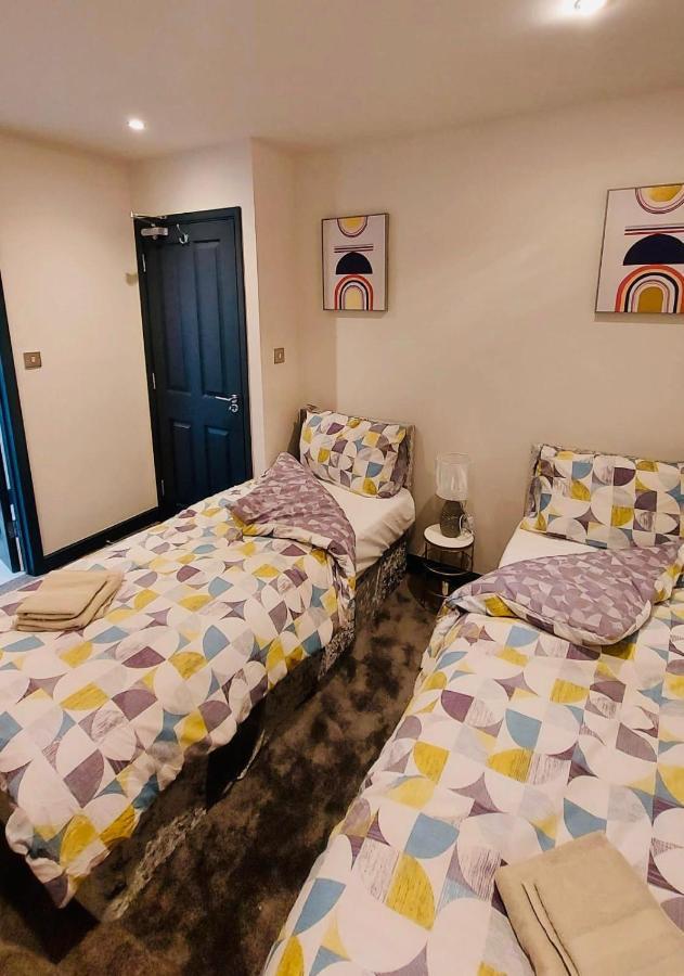 Green Lantern, Private En-Suite Double Bedroom Aveley Ngoại thất bức ảnh