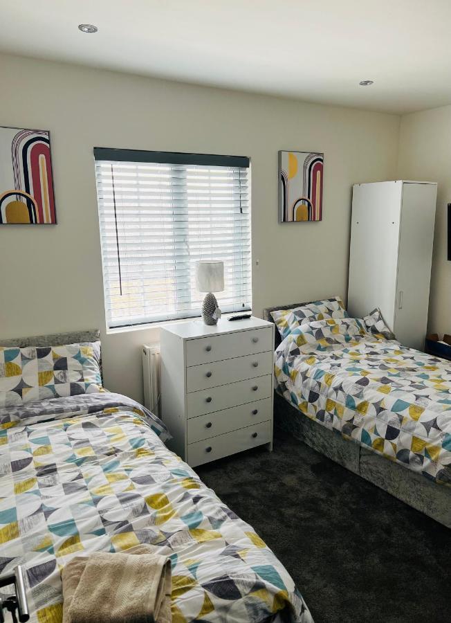 Green Lantern, Private En-Suite Double Bedroom Aveley Ngoại thất bức ảnh