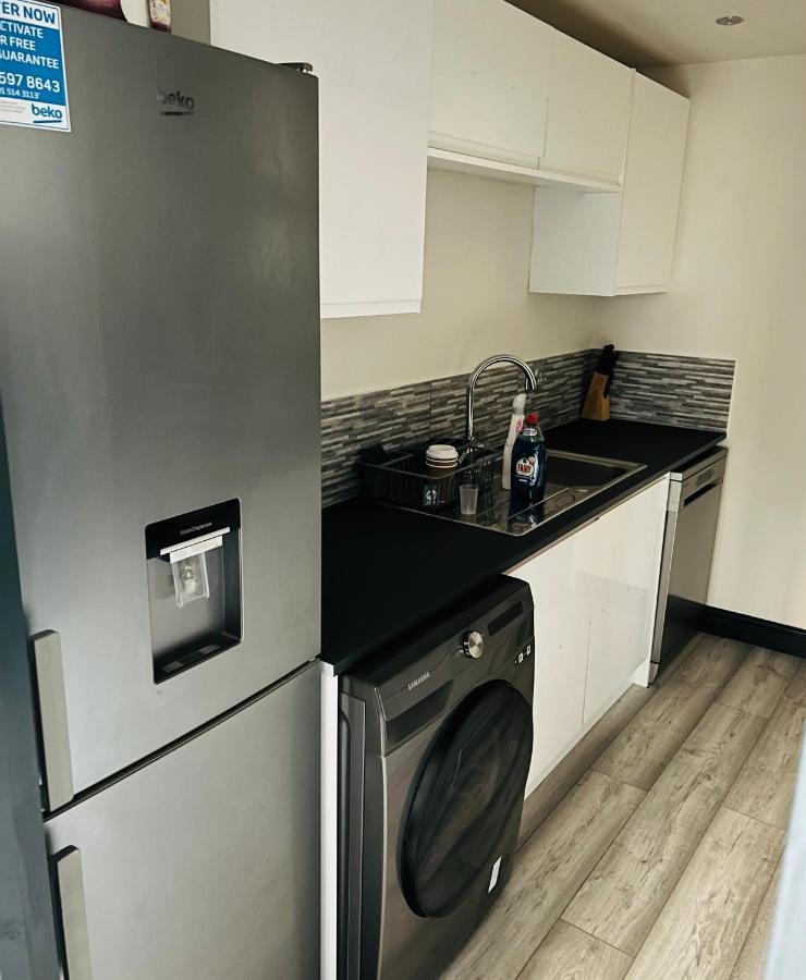 Green Lantern, Private En-Suite Double Bedroom Aveley Ngoại thất bức ảnh