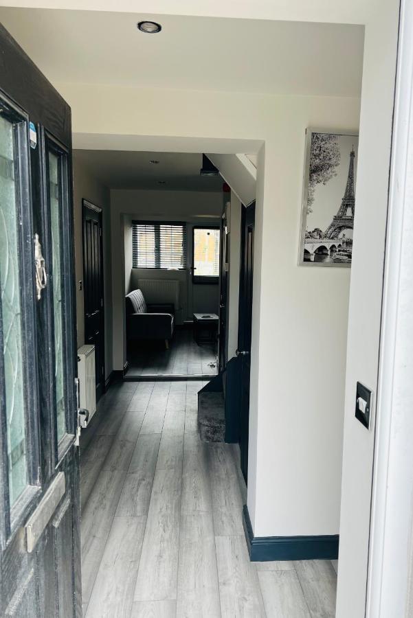 Green Lantern, Private En-Suite Double Bedroom Aveley Ngoại thất bức ảnh